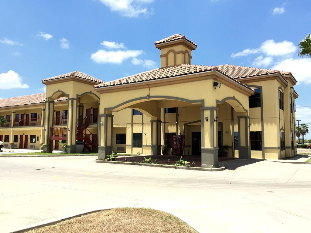 Boca Chica Inn&Suites Brownsville Exterior foto